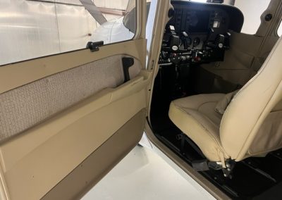 Air-Unlimited_Cessna_172_D-ERKS_10