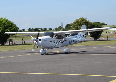 Cessna_172S_LN-FTJ_03