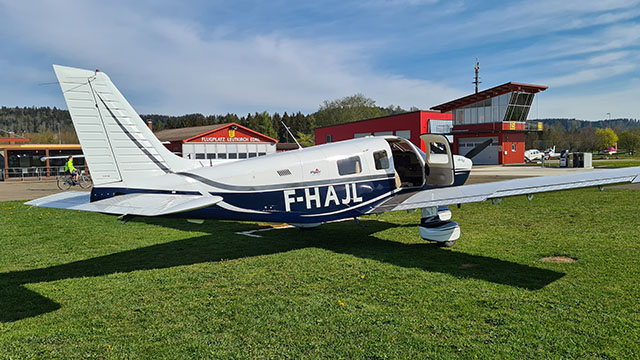 Piper PA-32-301 Saratoga SIX X Glass, F-HAJL
