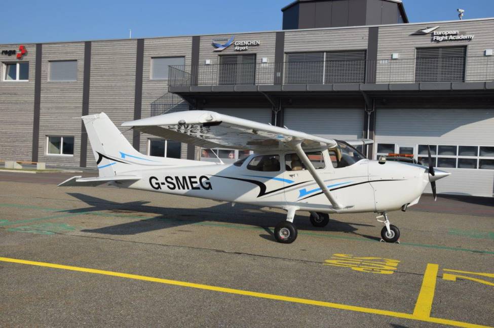 Cessna 172 SP G-1000 WAAS, G-SMEG